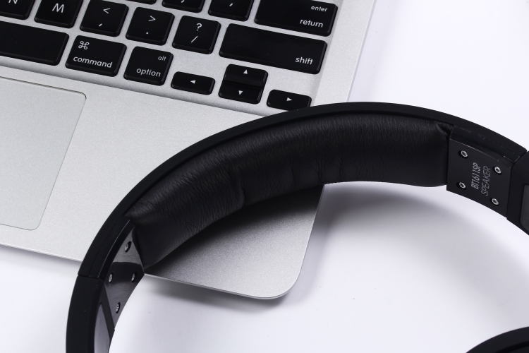 Z3-11 Head-mounted Card Phone Small Wireless Bluetooth Headset Stereo Headphones(Black) Z3-11 Head-mounted Card Phone Small Wireless Bluetooth Headset Stereo Headphones(Black)