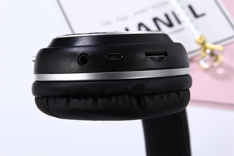 Z3-601 Head-mounted Card Phone Small Wireless Bluetooth Headset Stereo Headphones(White powder) Z3-601 Head-mounted Card Phone Small Wireless Bluetooth Headset Stereo Headphones(White powder)