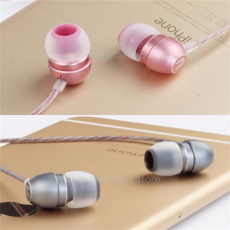 UiiSii In-Ear Earphone Metal Heavy Bass Sound Quality Music Earphone Noise Cancelling Headset(Golden) UiiSii In-Ear Earphone Metal Heavy Bass Sound Quality Music Earphone Noise Cancelling Headset(Golden)