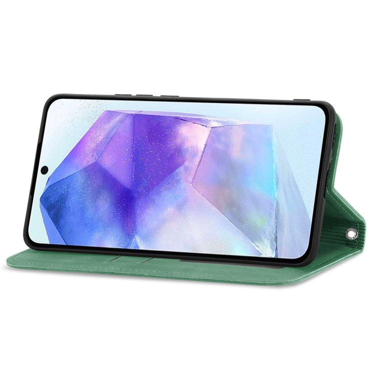 For Samsung Galaxy A55 5G Retro Skin Feel Magnetic Leather Phone Case(Green)