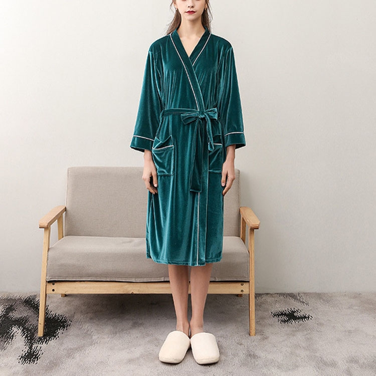 Gold Velvet Bathrobe Robe, Size 