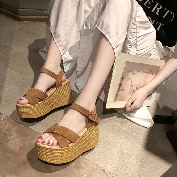 Khaki 2025 suede sandals