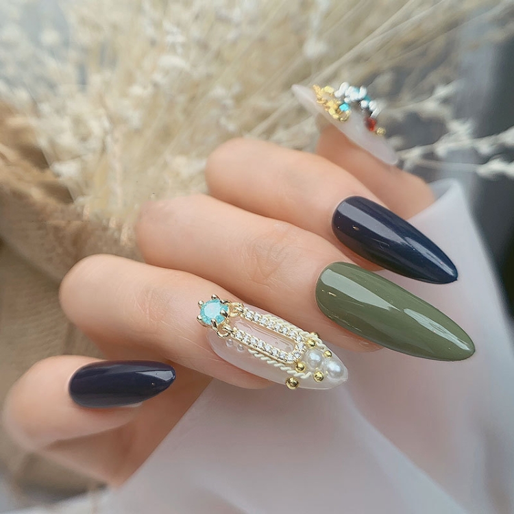 CYZBL Nageldesign Kit - 5000 Strasssteine In 12 Farben & 5 Größen Mit Wachsstift & Pinzette