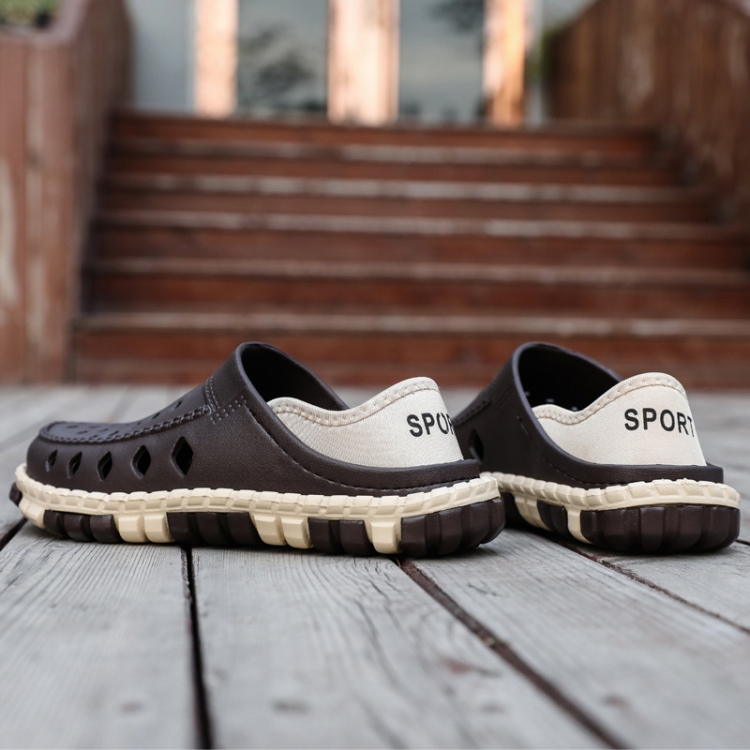Summer Men Sandals Hollow Slippers Seaside Antiskid Beach Shoes