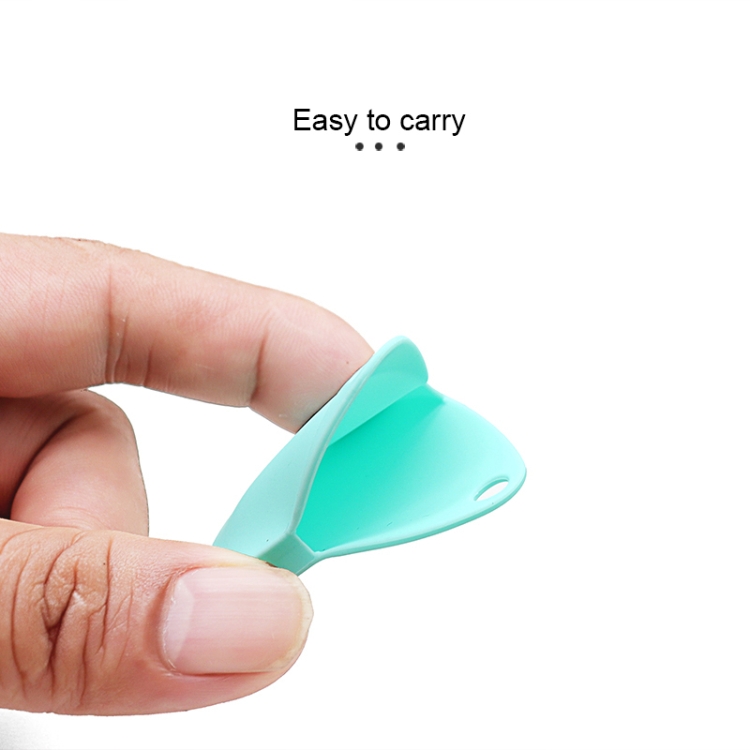 2 PCS Drop Shape Shockproof Anti-scratch Silicone Protective Case with Carabiner for AirTag(Luminous) 2 PCS Drop Shape Shockproof Anti-scratch Silicone Protective Case with Carabiner for AirTag(Luminous)