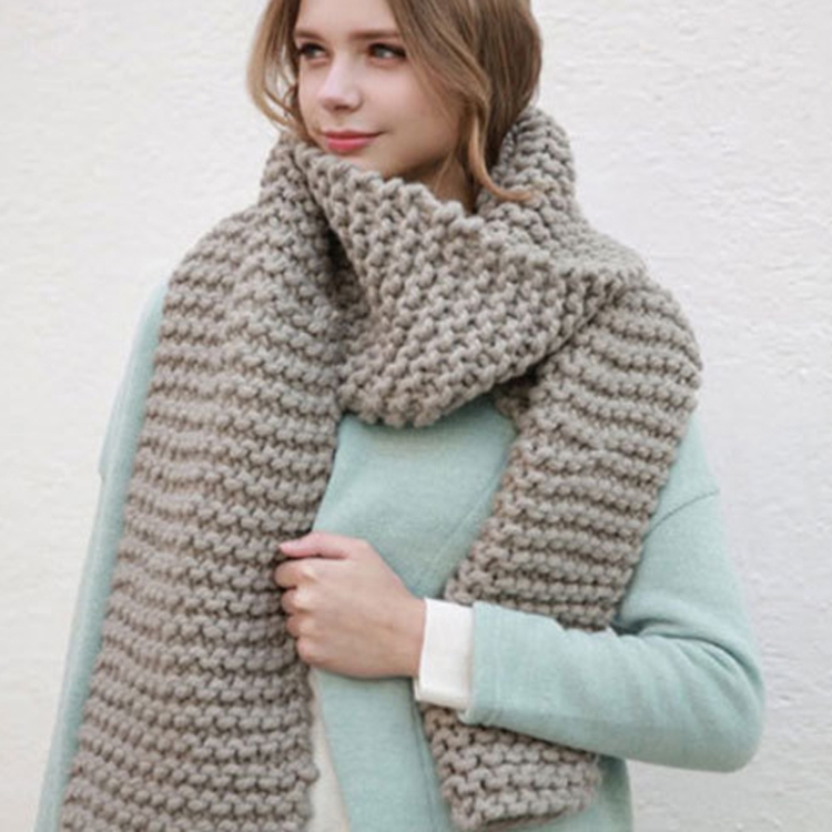 bufanda con lana gruesa
