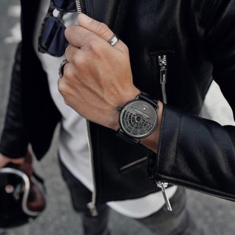 Kairos Smartwatch Blends Mechanical Watch With Technology | aBlogtoWatch