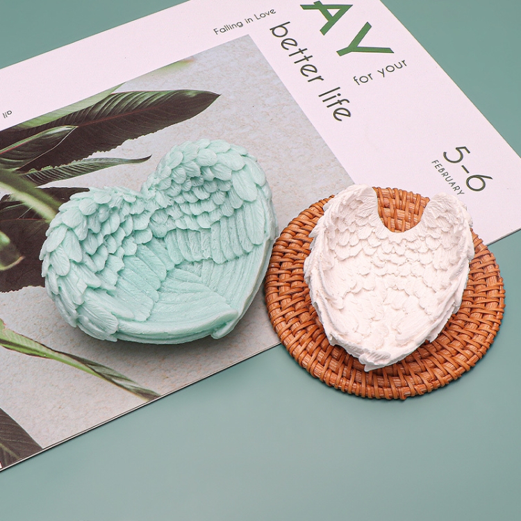 Heart Shaped Angel Wings Silicone Mold Baking Ice Cream Candle Aromatherapy  Mold, Specification: S