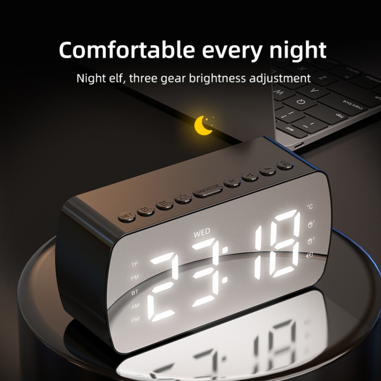 Q5 Outdoor Portable Card Bluetooth Speaker Small Clock Radio, Color: Black 1400mAh Q5 Outdoor Portable Card Bluetooth Speaker Small Clock Radio, Color: Black 1400mAh