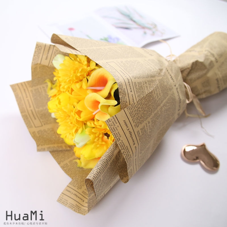 10pcs Retro Cowhide English Newspaper Gift Flower Packaging Material(Random  Style Delivery)