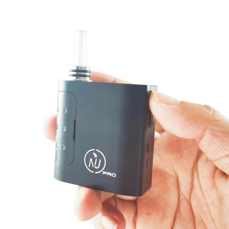 how much nicotine is in tobacco pouches Have you heard of Zyn? If you haven't, there's a good chance your teen has.  Oral nicotine pouches work like chewing tobacco—tucked between the lip and  gum so nicotine can absorb into