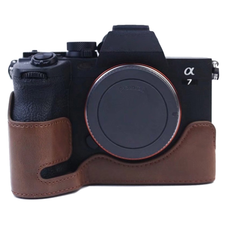 

1/4 inch Thread PU Leather Camera Half Case Base for Sony A7 IV (Coffee)