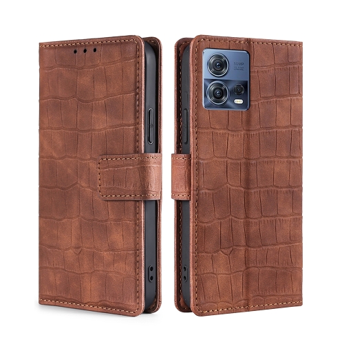 

For Motorola Edge S30 Pro 5G/Edge 30 Fusion Skin Feel Crocodile Magnetic Clasp Leather Phone Case(Brown)