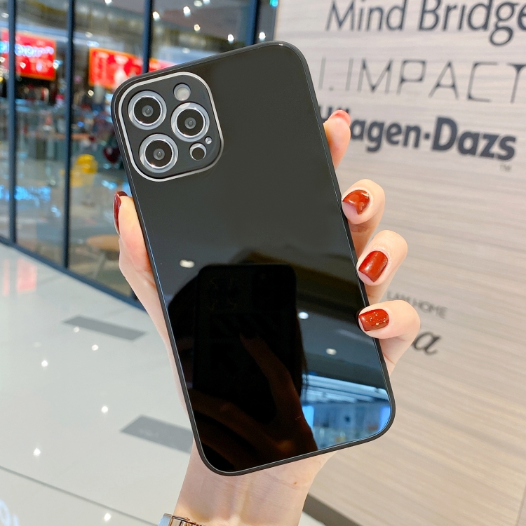 

For iPhone 13 Pro Solid Color Tempered Glass Phone Case(Black)