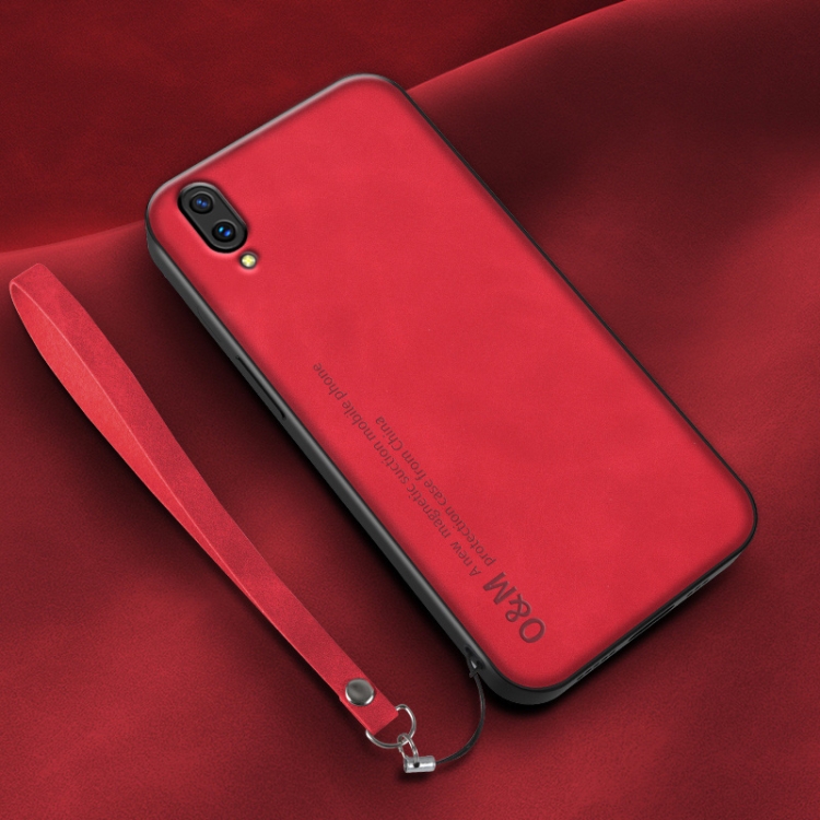 

For Huawei Enjoy 9 Lamba Skin Feel Leather Back Phone Case with Strap(Red)
