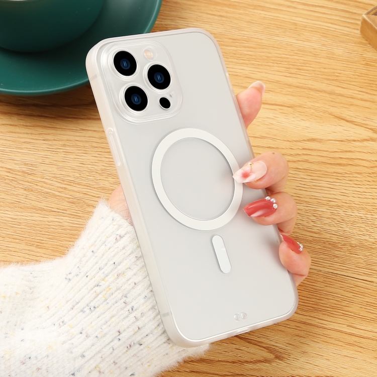 

For iPhone 14 Pro Matte MagSafe Magnetic Phone Case(Transparent)
