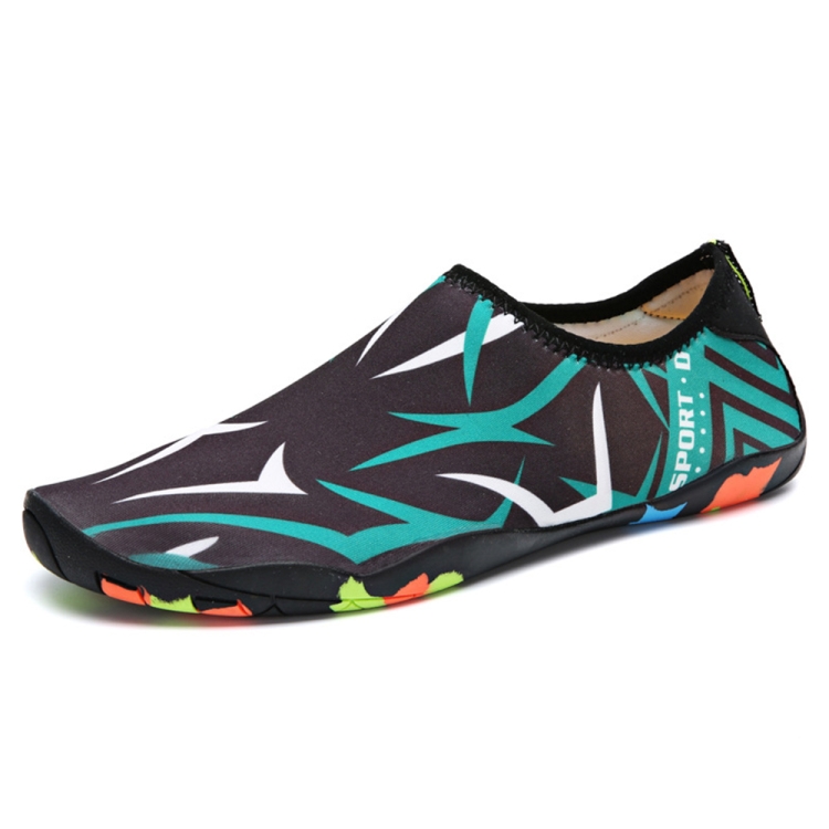 

A-13 Outdoor River Hiking Anti-slip Quick Drying Beach Shoes, Size:44(Black Green)