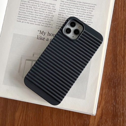 

For iPhone 14 Plus Stripe Pattern Cooling TPU Phone Case(Black)
