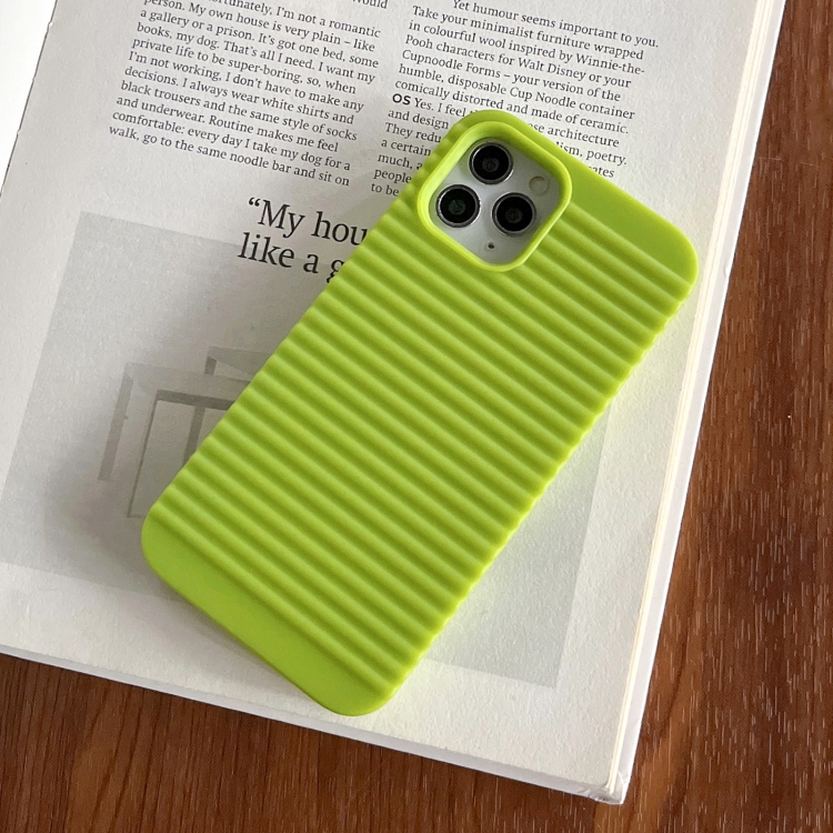 

For iPhone 12 Stripe Pattern Cooling TPU Phone Case(Green)