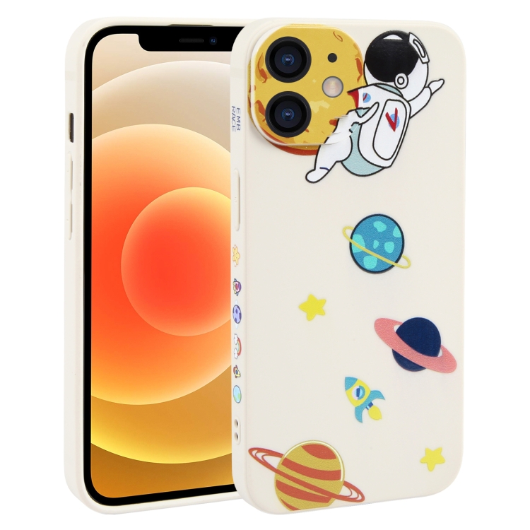 

For iPhone 12 Hug Moon Astronaut Pattern TPU Phone Case(White)