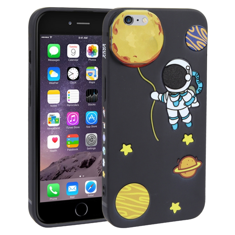 

For iPhone 6s Plus / 6 Plus Hug Moon Astronaut Pattern TPU Phone Case(Black)