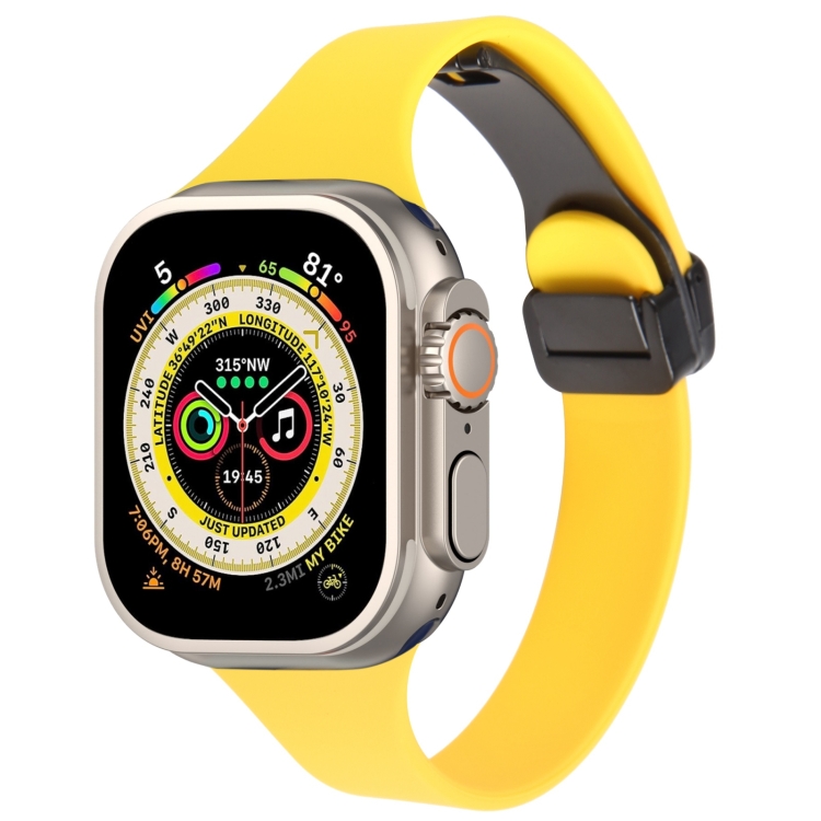 

For Apple Watch Ultra 49mm Magnetic Buckle Slim Silicone Watch Band(Yellow)