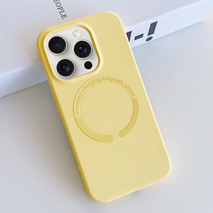 

For iPhone 15 Pro MagSafe Magnetic Liquid Silicone Phone Case(Yellow)