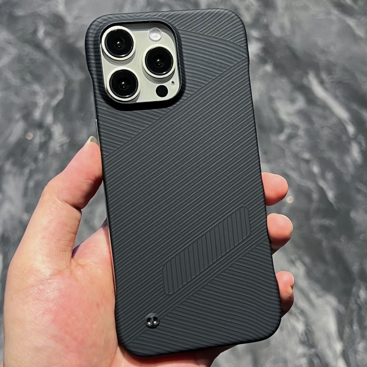 

For iPhone 15 Pro Max Carbon Fiber Frameless Cooling Phone Case(Black)