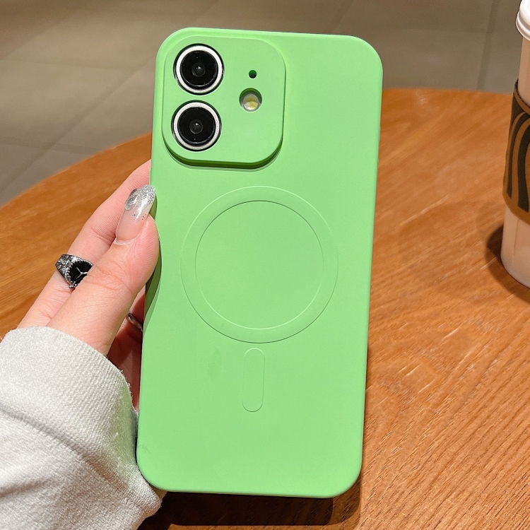 

For iPhone 12 Solid Color Liquid Silicone MagSafe Magnetic Phone Case(Matcha Green)