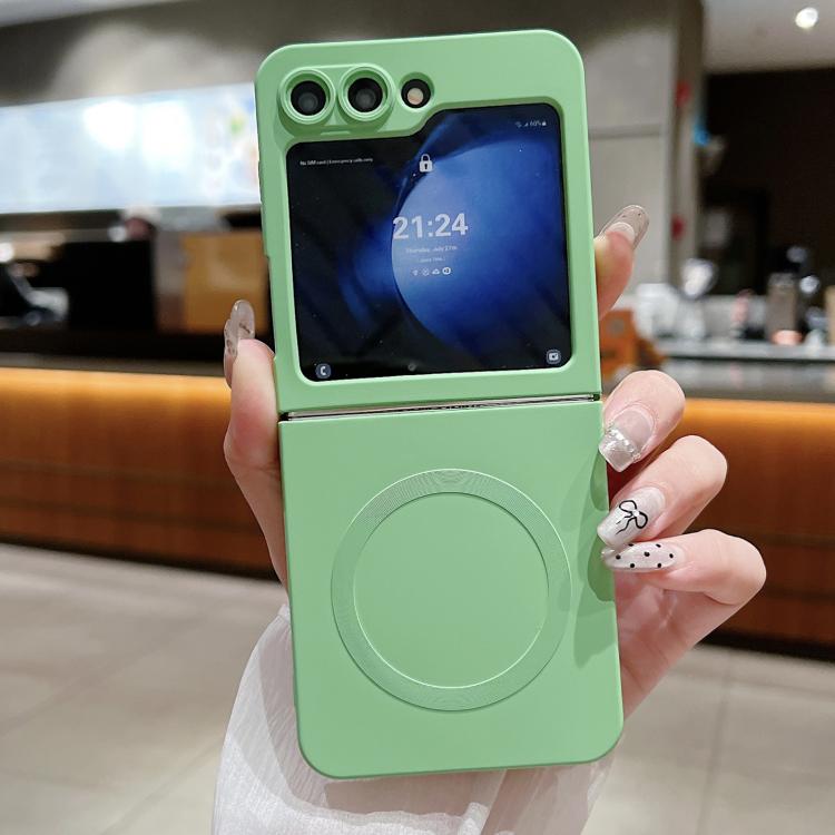 

For Samsung Galaxy Z Flip5 5G Solid Color Liquid Silicone MagSafe Magnetic Phone Case(Matcha Green)