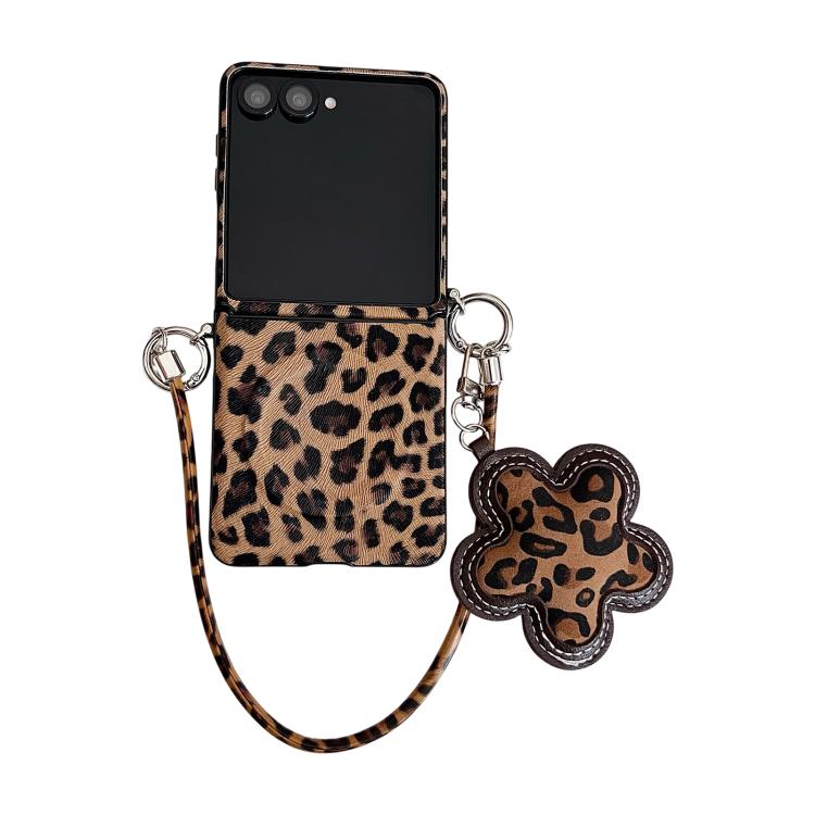 

For Samsung Galaxy Z Flip6 / Flip7 FE Side Buckle MagSafe Magnetic Skin Feel Leopard PC Phone Case with Strap