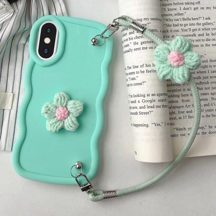 

For iPhone X / XS Plush Flower Wavy TPU Phone Case with Lanyard(Green)