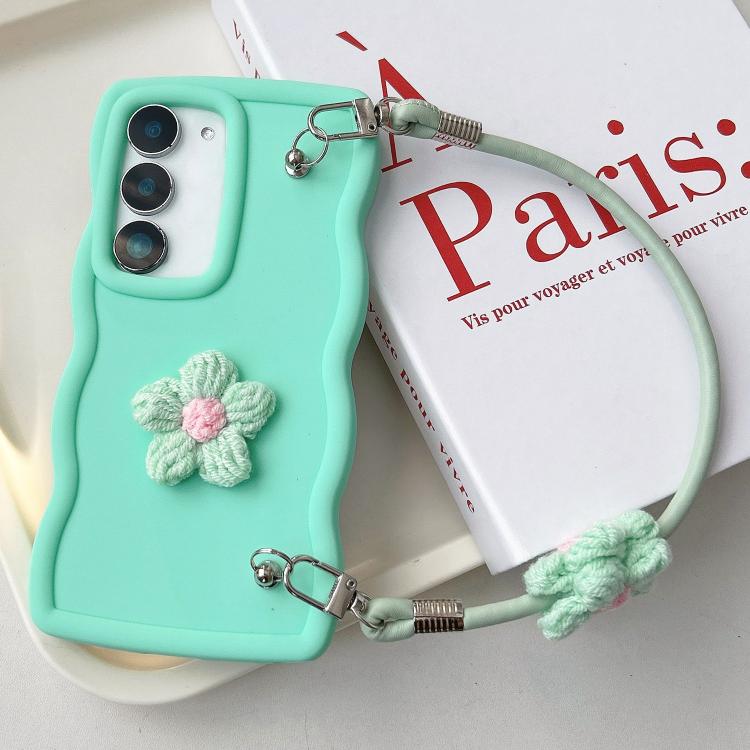 

For Samsung Galaxy S20 FE 5G Plush Flower Wavy TPU Phone Case with Lanyard(Green)