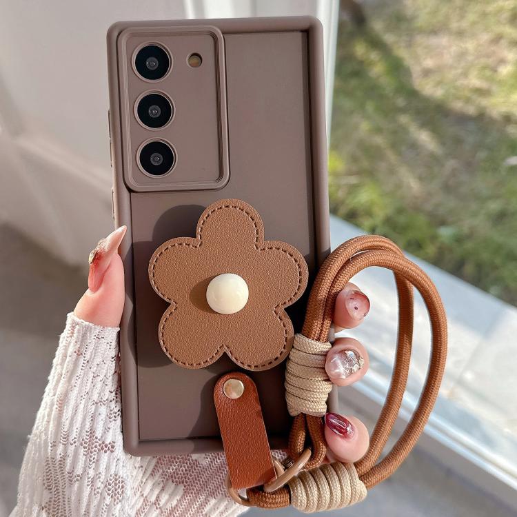 For Samsung Galaxy S23+ 5G Floral Holder TPU Phone Case with PU Buckle Lanyard(Coffee)