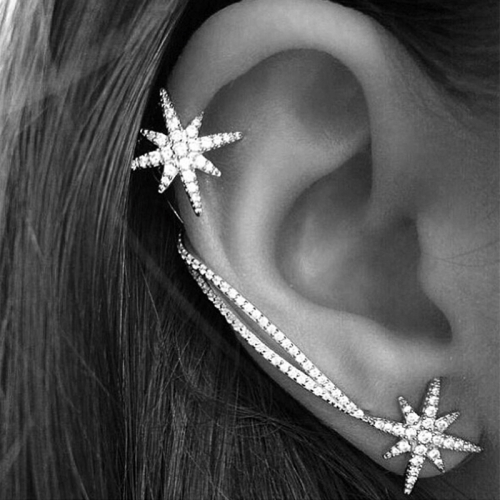 1 paio di clip per orecchio con fiocco di neve asimmetrico a forma di stella semplice da donna (argento)