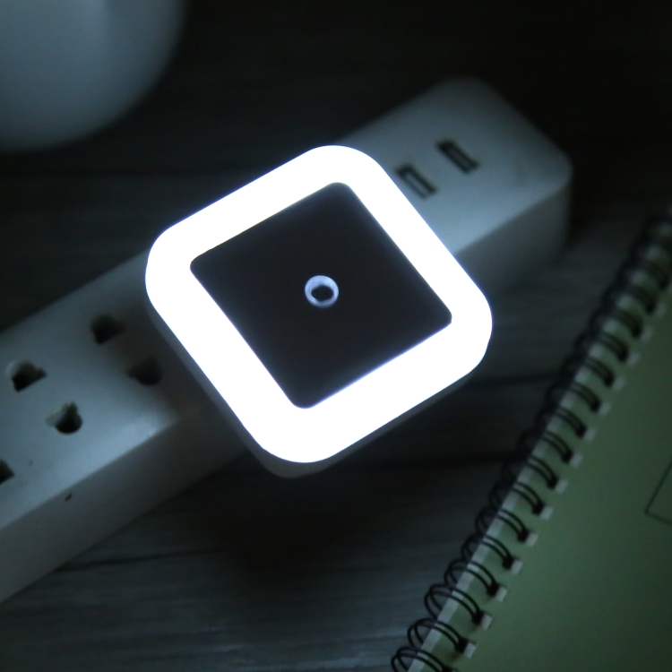 

LED Light Sensor Control Night Light 110V-220V, US Plug