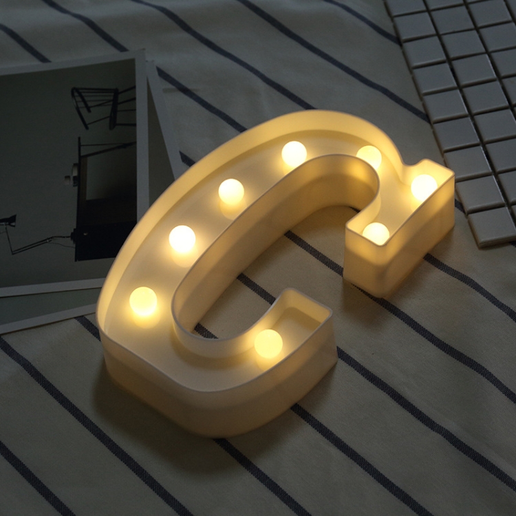

Alphabet C English Letter Shape Decorative Light, Dry Battery Powered Warm White Standing Hanging LED Holiday Light