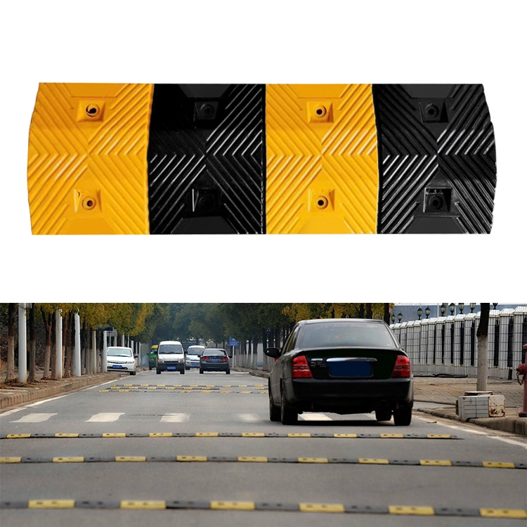 Trapezoidal Speed Ramp Trapezoid Herringbone Rubber Speed Bump ขนาด 100x35x5 ซม