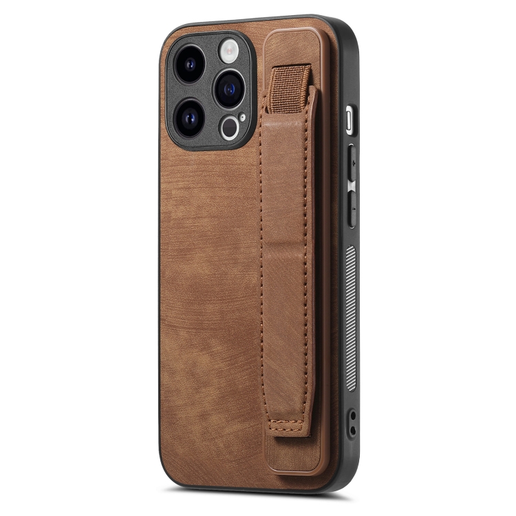 

For iPhone 15 Retro Wristband Holder Leather Back Phone Case(Brown)