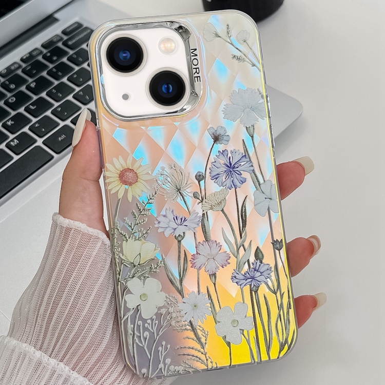 

For iPhone 13 Electroplating Laser Flower Texture TPU Phone Case(Chrysanthemum AH5)