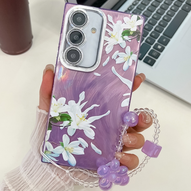 

For Samsung Galaxy S25 5G Electroplating Flowers Plants Texture Wristband TPU Phone Case(Gardenia FL15)