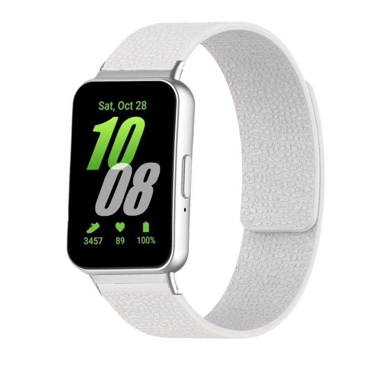 

For Samsung Galaxy Fit3 Lychee Texture Soft Magnetic Silicone Watch Band(White)