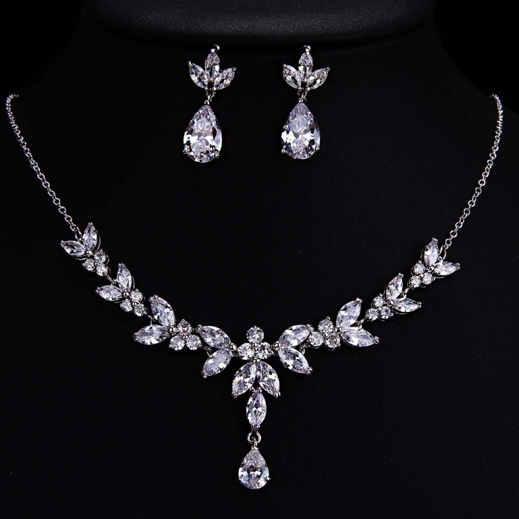 

Elegant Simple Bridal Wedding Earrings Zircon Necklace Set(TL72)