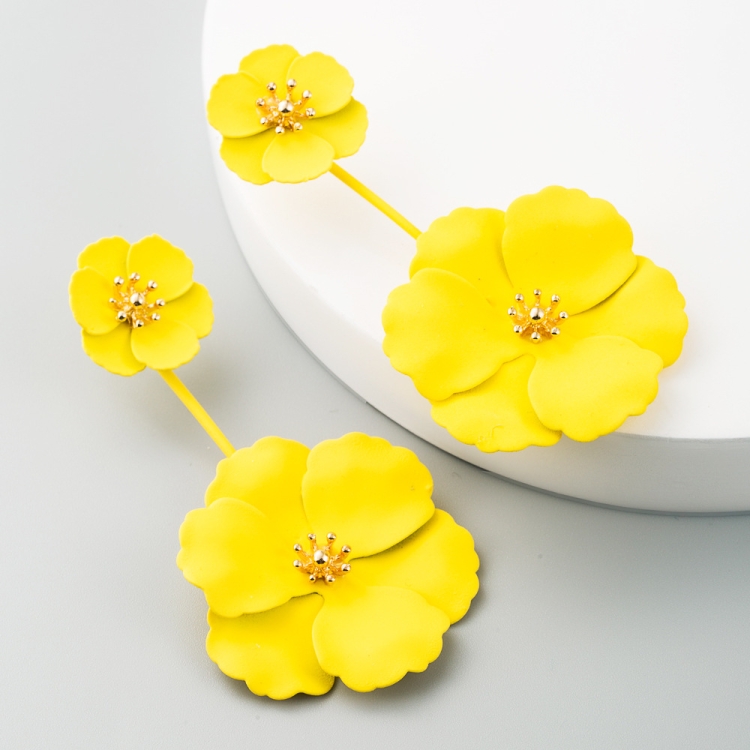 

2 PCS Boho Style Earrings Alloy Flower Long Earrings(Yellow)