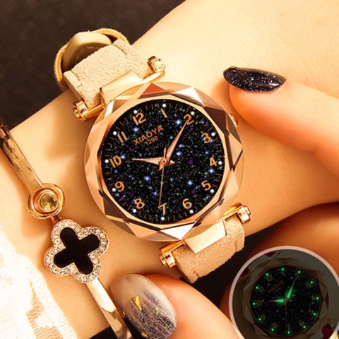 

XIAOYA Fashion Women Star Sky Dial PU Leather Belt Quartz Wrist Watches(White)