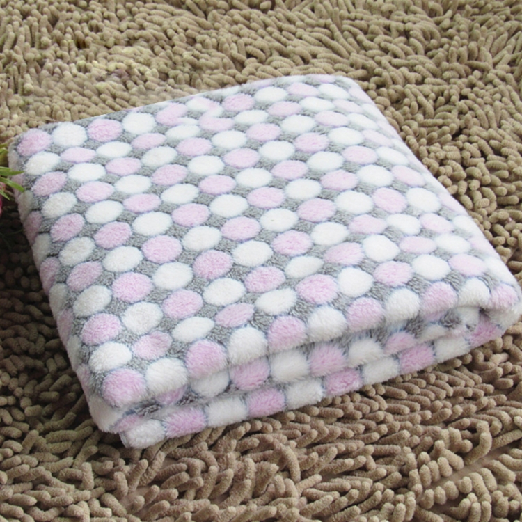 Soft Flannel Pet Blanket Dots Printed Breathable Bed Mat Warm Pet Sleeping Cushion Cover for Pet