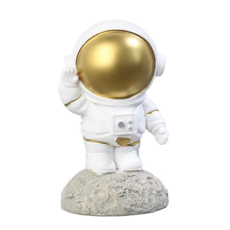

2 PCS Resin Crafts Space Astronaut Ornaments Home Office Desktop Ornaments Children Gift, Style: Station Gold