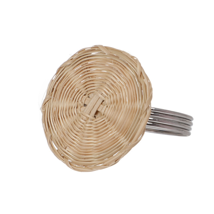

2 PCS Retro Handmade Rattan Weave Napkin Buckle Western Dining Table Napkin Ring 6660