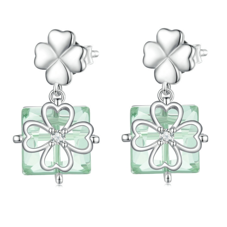 

BSE745 Sterling Silver S925 White Gold Plated Verdant Leaf Clover Earrings
