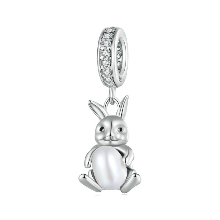 

BSC745 S925 Sterling Silver Rabbit Holding Pearl Bracelet Platinum Plated Beads
